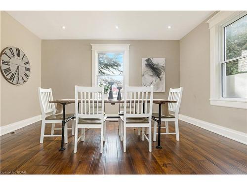 274 Alma Street, Rockwood, ON - Indoor Photo Showing Dining Room