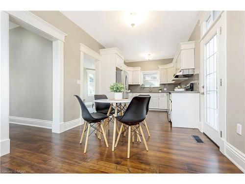 274 Alma Street, Rockwood, ON - Indoor Photo Showing Dining Room