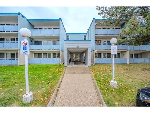 511-105 Conroy Crescent, Guelph, ON - Outdoor With Balcony With Facade