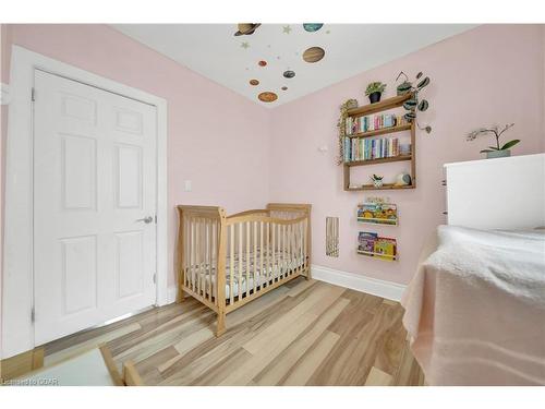 42 Mccormick Street, Welland, ON - Indoor Photo Showing Bedroom