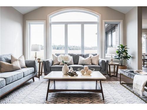 101058 Side Road 10, Belwood, ON - Indoor Photo Showing Living Room