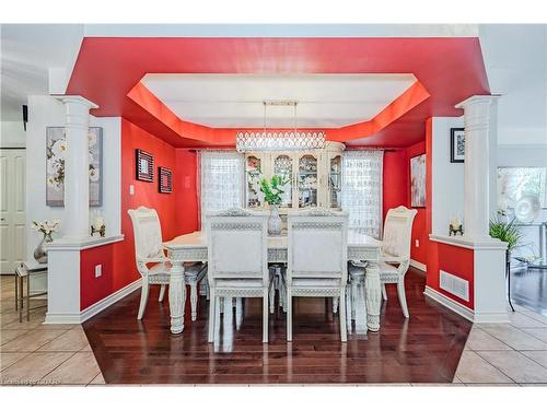 312 Colonial Drive, Guelph, ON - Indoor Photo Showing Dining Room