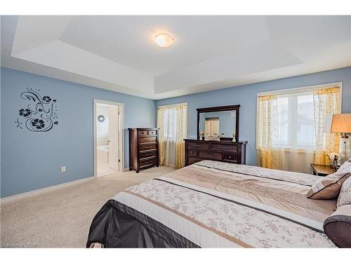 312 Colonial Drive, Guelph, ON - Indoor Photo Showing Bedroom