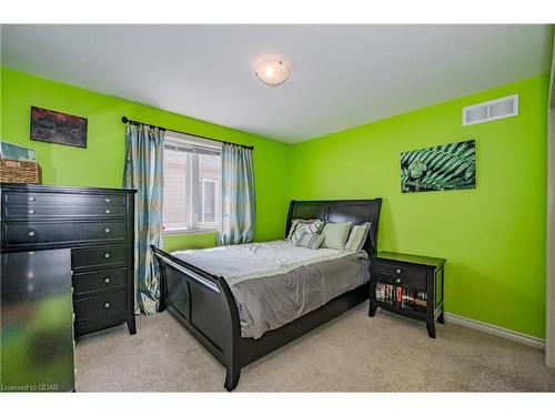 312 Colonial Drive, Guelph, ON - Indoor Photo Showing Bedroom