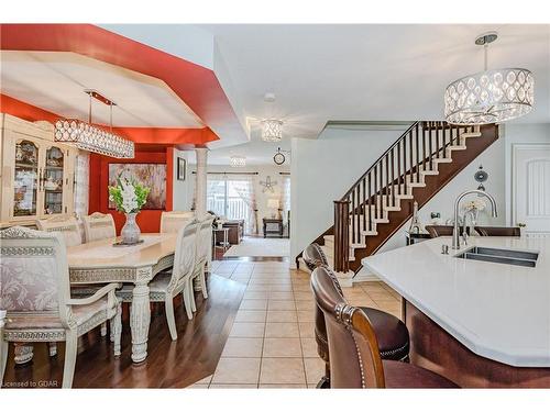 312 Colonial Drive, Guelph, ON - Indoor Photo Showing Dining Room