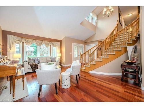 15 Wiltshire Place, Guelph, ON - Indoor Photo Showing Dining Room