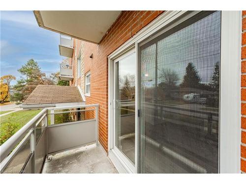 204-10 Glenbrook Drive, Guelph, ON - Outdoor With Exterior