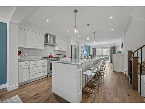 15 Jeffrey Drive, Guelph, ON - Indoor Photo Showing Kitchen With Upgraded Kitchen