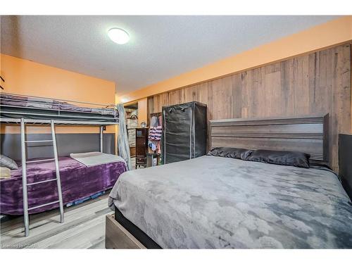 400 Starwood Drive, Guelph, ON - Indoor Photo Showing Bedroom