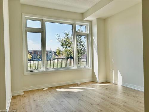 11 Cherry Hill Lane Lane, Barrie, ON - Indoor Photo Showing Other Room