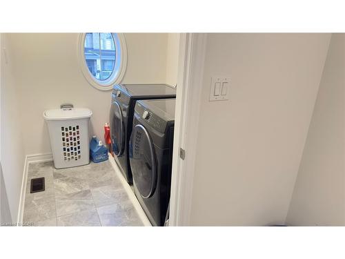 184 Edgar Bonner Avenue Avenue, Guelph/Eramosa, ON - Indoor Photo Showing Laundry Room