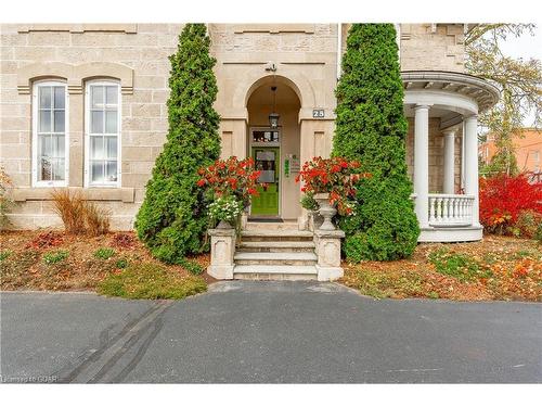 25 Waterloo Avenue, Guelph, ON 