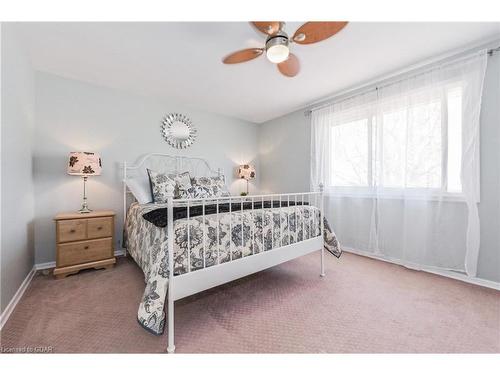 912 Scotland Street, Fergus, ON - Indoor Photo Showing Bedroom