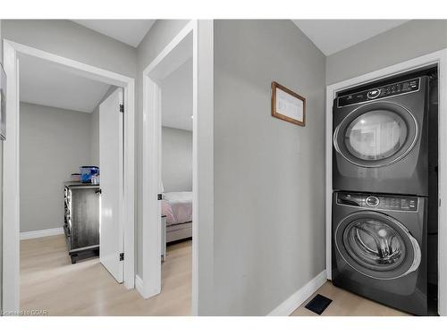 199 Hill Street E, Fergus, ON - Indoor Photo Showing Laundry Room