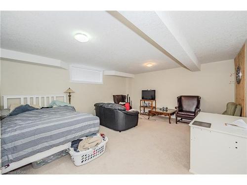 51-167 Arkell Road, Guelph, ON - Indoor Photo Showing Bedroom