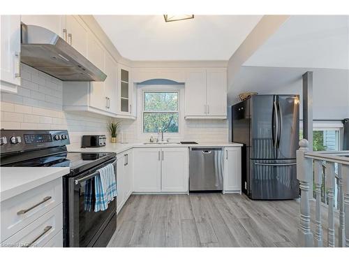 1 Mohawk Line, Lowbanks, ON - Indoor Photo Showing Kitchen With Upgraded Kitchen