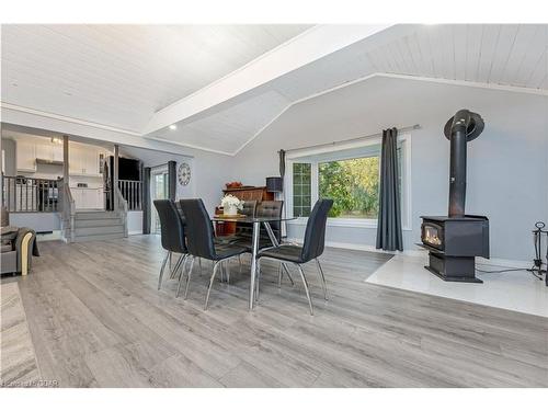 1 Mohawk Line, Lowbanks, ON - Indoor Photo Showing Dining Room