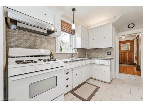 250 Union Street W, Fergus, ON - Indoor Photo Showing Kitchen