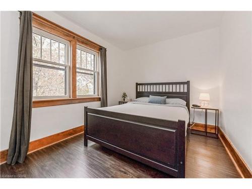 250 Union Street W, Fergus, ON - Indoor Photo Showing Bedroom