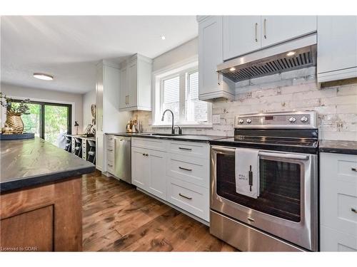 58 Clegg Rd, Elora, ON - Indoor Photo Showing Kitchen With Upgraded Kitchen