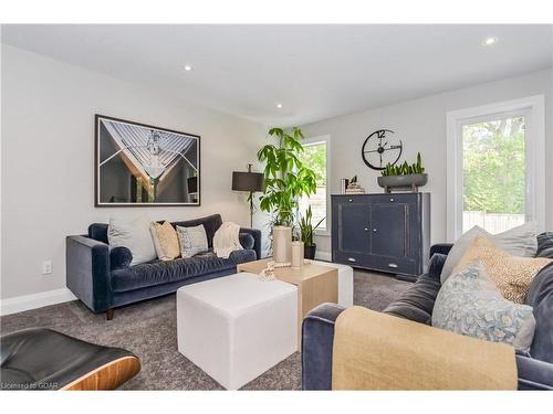 58 Clegg Rd, Elora, ON - Indoor Photo Showing Living Room