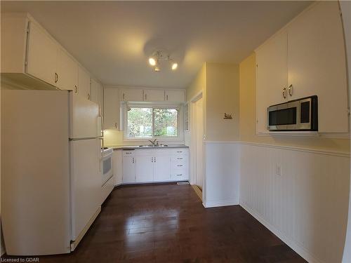 599 Bush Street, Caledon, ON - Indoor Photo Showing Kitchen With Double Sink