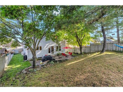 17 Abbeywood Crescent, Guelph, ON - Outdoor