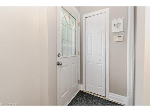 1700 Dundas Street S, Cambridge, ON - Indoor Photo Showing Other Room