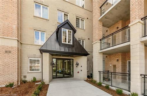 314-1077 Gordon Street, Guelph, ON - Outdoor With Balcony