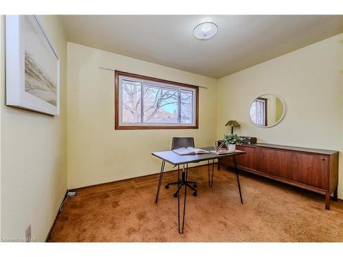 18 Elginfield Drive, Guelph, ON - Indoor Photo Showing Office