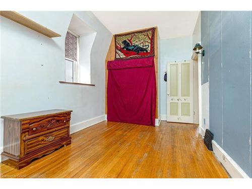 7 Church Street, Hillsburgh, ON - Indoor Photo Showing Other Room