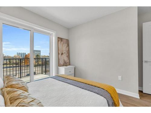 113-708 Woolwich Street, Guelph, ON - Indoor Photo Showing Bedroom