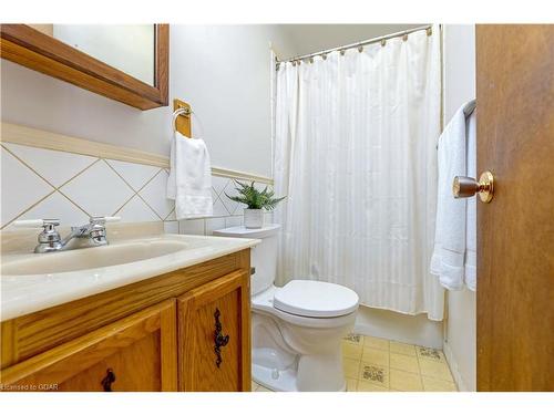 13596 4 Line, Acton, ON - Indoor Photo Showing Bathroom