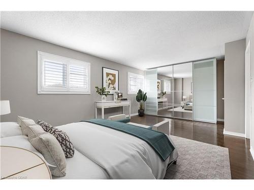 163 Moffatt Avenue, Brampton, ON - Indoor Photo Showing Bedroom