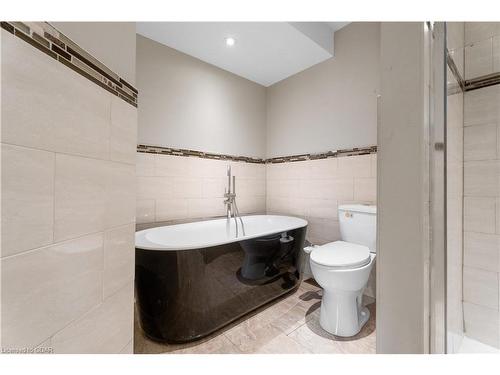 163 Moffatt Avenue, Brampton, ON - Indoor Photo Showing Bathroom