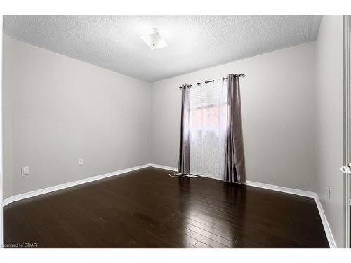 163 Moffatt Avenue, Brampton, ON - Indoor Photo Showing Other Room