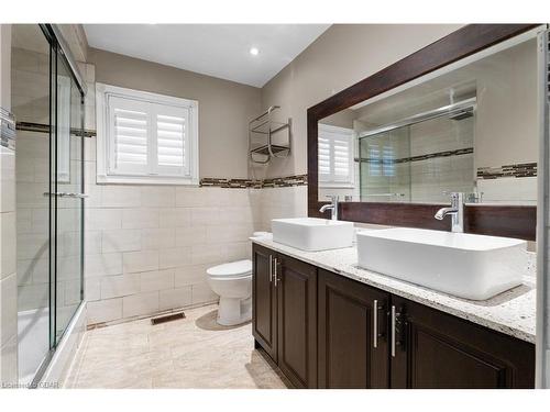 163 Moffatt Avenue, Brampton, ON - Indoor Photo Showing Bathroom