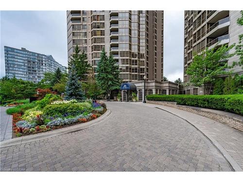 406-55 Kingsbridge Garden Circle, Mississauga, ON - Outdoor With Facade