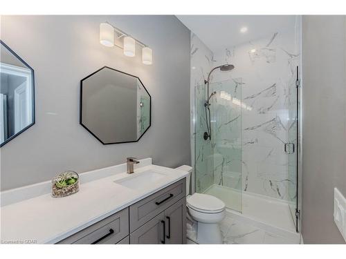 1202-1878 Gordon Street, Guelph, ON - Indoor Photo Showing Bathroom