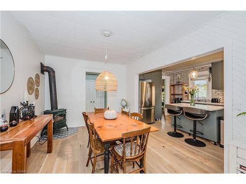 39 Raglan Street, Guelph, ON - Indoor Photo Showing Dining Room