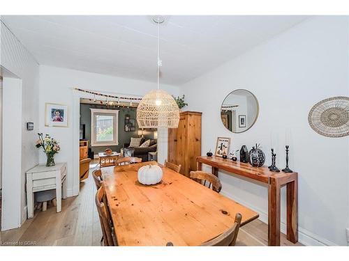 39 Raglan Street, Guelph, ON - Indoor Photo Showing Dining Room