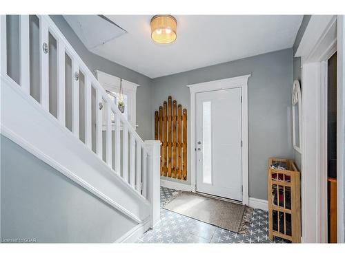 39 Raglan Street, Guelph, ON - Indoor Photo Showing Other Room