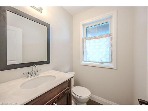 45 Queensgate Crescent, Breslau, ON - Indoor Photo Showing Bathroom