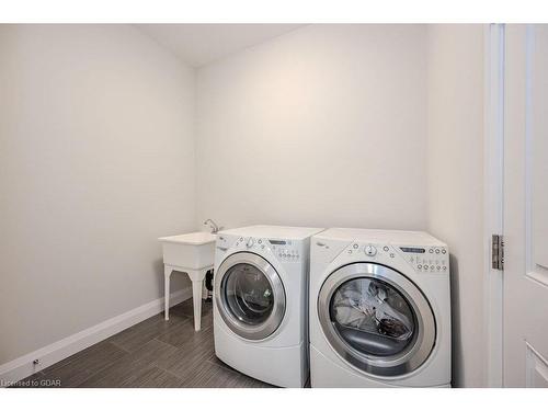 45 Queensgate Crescent, Breslau, ON - Indoor Photo Showing Laundry Room