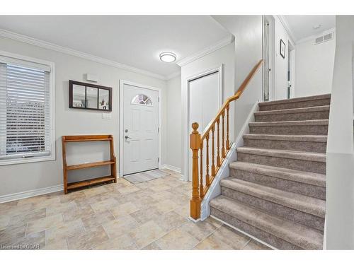 97 Pinnacle Crescent, Guelph, ON - Indoor Photo Showing Other Room