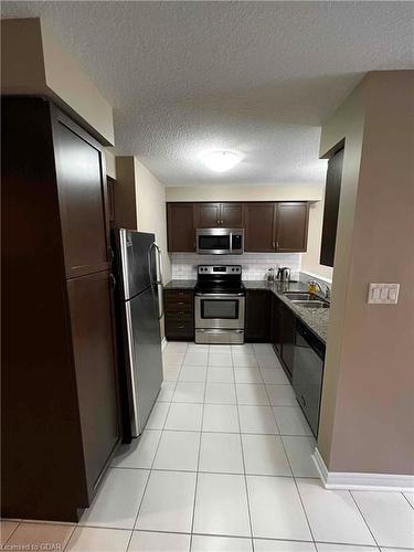 72 Arlington Crescent, Guelph, ON - Indoor Photo Showing Kitchen With Double Sink