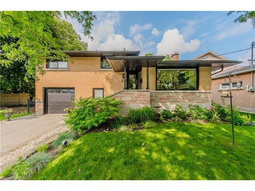 1735 Queenston Road, Cambridge, ON - Outdoor