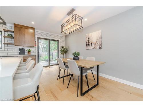 1735 Queenston Road, Cambridge, ON - Indoor Photo Showing Dining Room