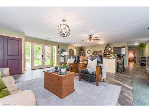 7167 Seventh Line, Belwood, ON - Indoor Photo Showing Living Room