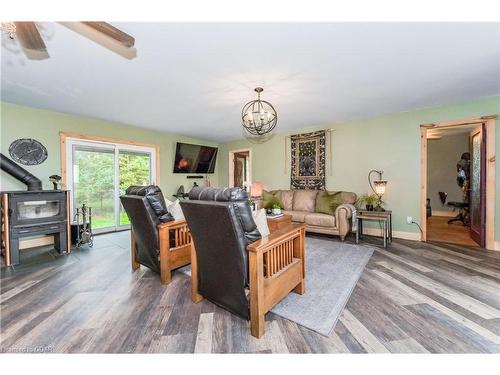 7167 Seventh Line, Belwood, ON - Indoor